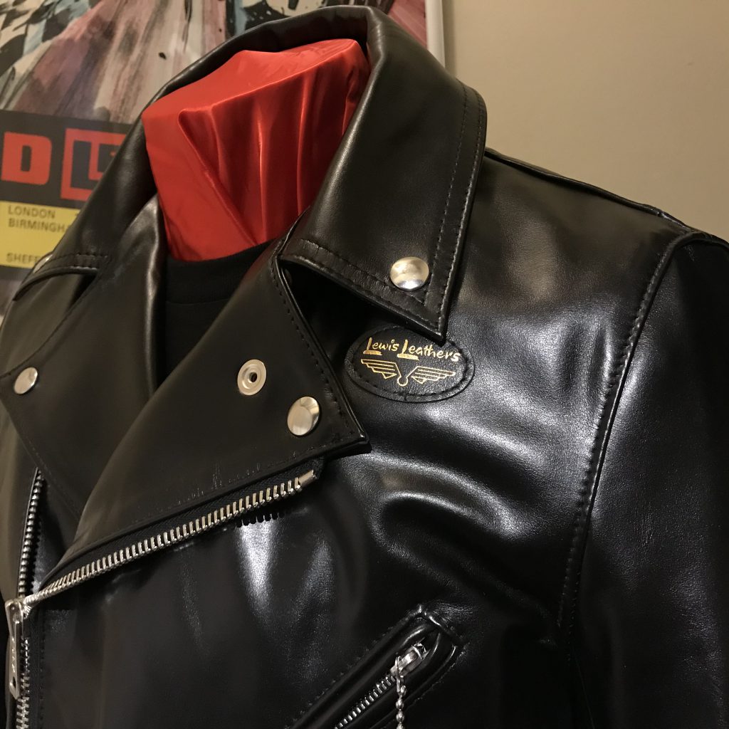 SOLD OUT - 数量限定 THIN BLACK HORSEのお知らせ - Lewis Leathers Japan